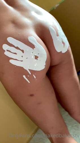 Nakedbakerstv – 11 07 2021 2160281147 – Behind The Scenes Of Painting Lexidances Room. So Incredibly 1920p - Cover