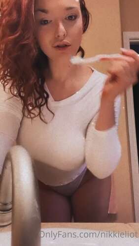 Nikkieliot – 10 01 2021 2005970308 – On My Way To A Shoot Hope Y All Are Having A Great Day 1920p - Cover