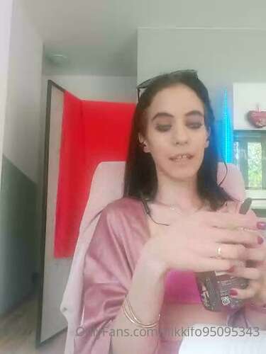 Nikkifo95095343 – – 14 05 2021 2109144575 640p - Cover