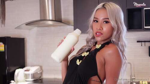 Ninacola3 – 09 05 2021 2101499786 – The Intro Of Kitchen Fuck Video Do I Make You Hard Watching This Intro Cause My Man 1080p - Cover