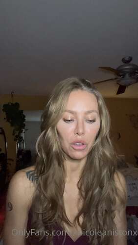 Xnicoleanistonx – 2022 05 24 0H2Jvzeqd5B81Q21S0Su0 Source 1920p - Cover