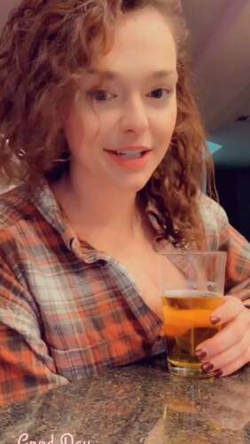 Nikkieliot – 17 03 2020 181574005 – Pov You Chat Up The Cute Girl At The Bar 1920p - Cover