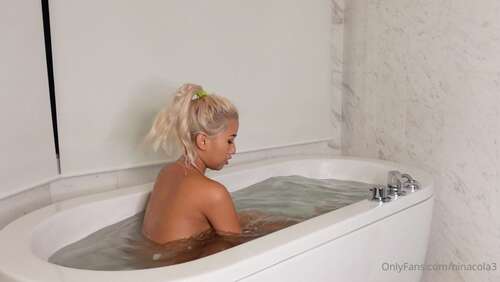 Ninacola3 – 10 06 2021 2128937799 – Waiting For You To Join Me In The Bath Hurry Up 1080p - Cover