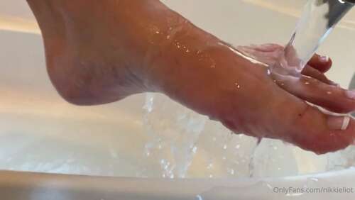 Nikkieliot – 06 10 2020 1024364589 – Just Got A Pedi 1080p - Cover