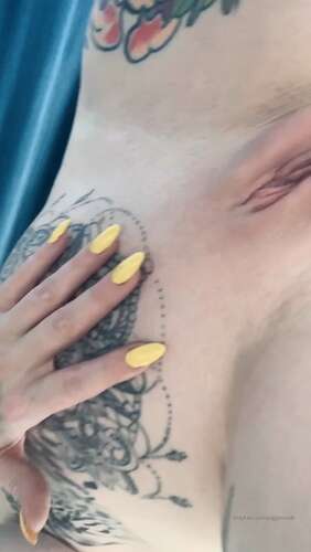 Piggymouth – 13 02 2020 149652111 – Freshly Shaved For Today S Shoot Did I Miss Anything 1920p - Cover