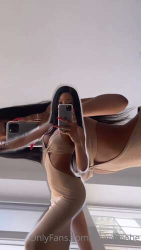 Payphoebe – 06 07 2021 2155218768 – I Know How Bad Life Get S When I M Not There To Make It All Better Again. Seeing My Be 1920p - Cover