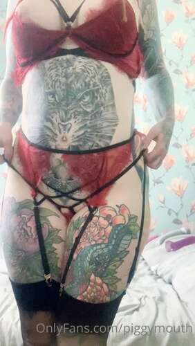 Piggymouth – 09 01 2021 2004660871 – Nips Lips Of Course An Asshole Flash 1920p - Cover