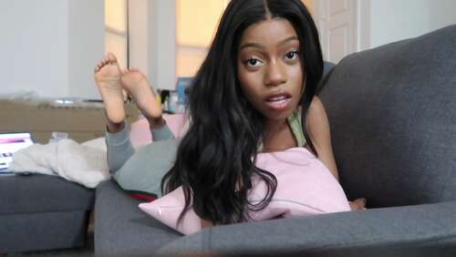 Payphoebe – 06 11 2019 82059903 – Here Is A Snippet Of My Newest Clip 720p - Cover