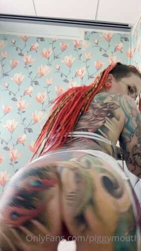 Piggymouth – 26 01 2021 2017111931 – Finally Put A Deposit Down Fingers Crossed The Checks Go Through Ok And I Ll B 1920p - Cover