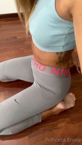 Princess Enola – 14 05 2021 2109439727 – Explaining A Few Of My Favorite Methods When It Comes To Face Smothering. This Form Of Pun 1280p - Cover