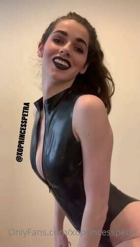 Xoprincesspetra – 01 05 2021 2089203926 – What Noise Would You Make Of You Were To Be On The Receiving End 848p - Cover