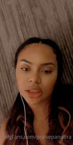 Praisepandora – 14 05 2020 318238277 – Who S Up I Want To Fuck Your Wallet 1232p - Cover