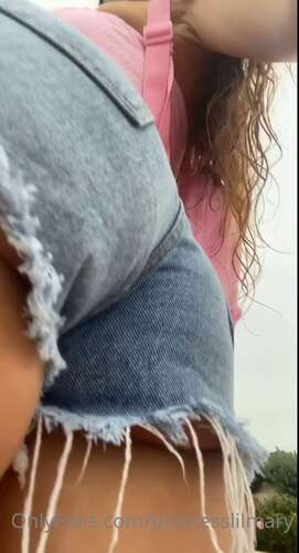 Princesslilmary – 23 11 2020 1313796721 – Flashing My Tits Disney World… 1280p - Cover