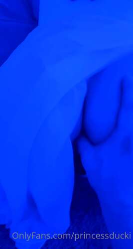 Princessducki – 28 02 2021 2043698668 – Tw Flashing Lights Cute Little Night From Last 1232p - Cover