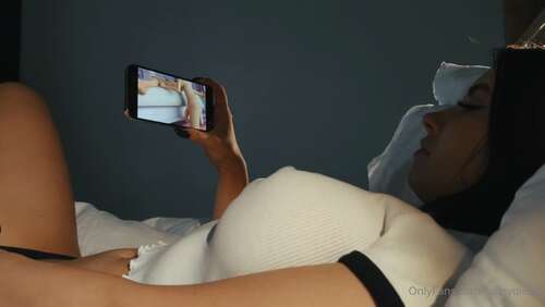 Raileytv – 08 08 2021 2187068817 – Is Anyone Into Cartoon Porn 1080p - Cover