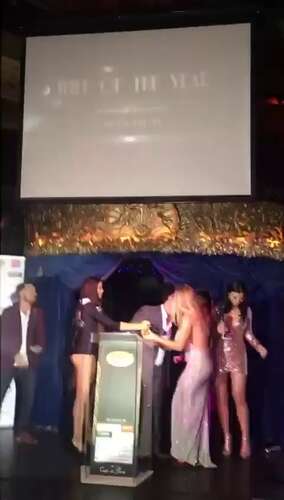 Rebeccamoreuk – 05 11 2016 119625 – The Milf Of The Year 2016…. Watch Dapper 848p - Cover