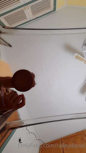 Raileytv – 28 02 2021 2043421392 – Ok. You Have Do Admit That This Is Cool Pov P.S. I M About To Enter Top 1 Creators Pool Curre 1920p - Cover