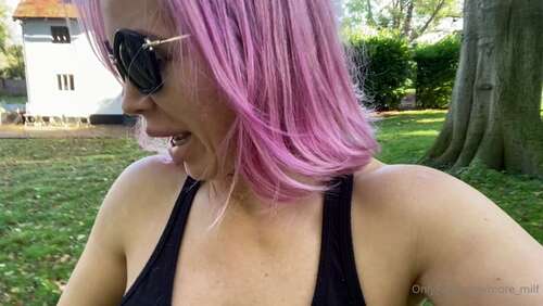 Rebeccamoreuk – 02 11 2021 2263429500 – Good Morning From More Manor I Ve Got Some Work To Get On With Today And I Don T Mean 1080p - Cover