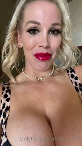 Rebeccamoreuk – 07 08 2020 661831428 – Thank You For My Birthday Tips Love You All I Ll Go And Spoil Myself With 1920p - Cover