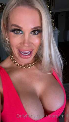 Rebeccamoreuk – 11 11 2020 1240147747 – Order A Custom Now Customs On Offer November Only 1920p - Cover