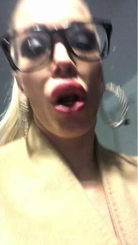 Rebeccamoreuk – 04 12 2018 17319973 – Then I Put On A Coat And Head Up To Her Room 720p - Cover