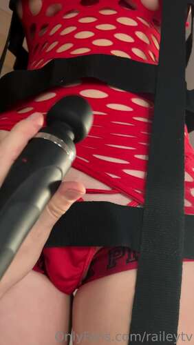 Raileytv – 14 02 2023 2775146138 – Happy Valentines Everyone 1920p - Cover