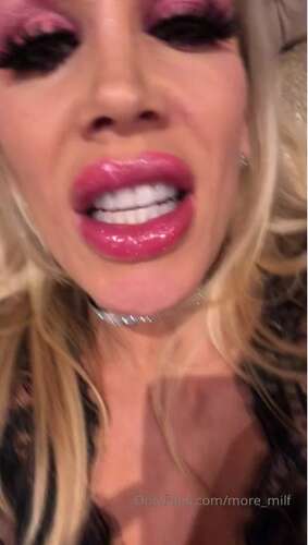 Rebeccamoreuk - 27 06 2019 39936372 - Apparently He S Only 20 Mins Away Fuck I Need Some Cock Mmmmmmmmm 720p - Cover