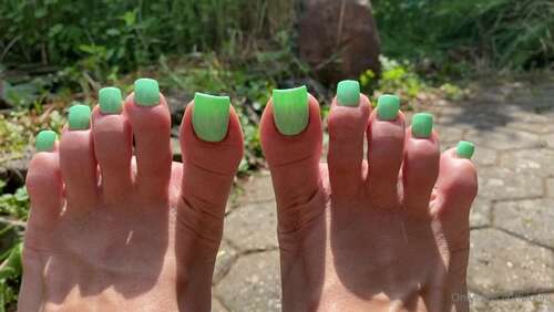 Reell – 22 05 2022 2463270062 – Summer Feet Long Toe Nails 1080p - Cover