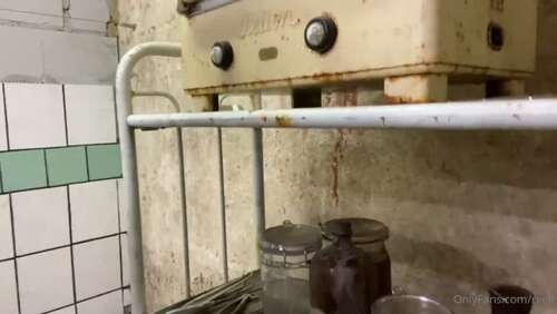 Reell – 14 04 2022 2424690780 – Who Is Afraid Of The Dentist 1080p - Cover