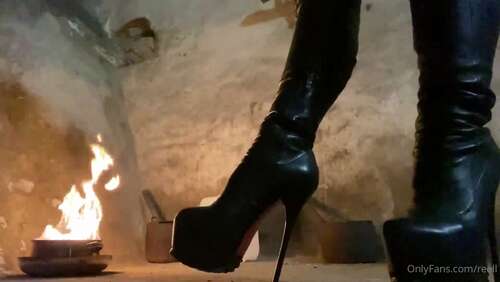 Reell – 12 04 2022 2422582629 – Boots Shoeworship 1080p - Cover