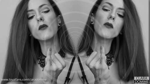 Claradomme – 2 Fingers Is All You Need 1080p - Cover