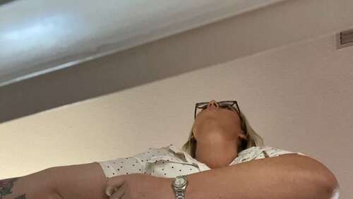 LauranVickers – Mommy Shrinks You Then Eats You 1080p - Cover