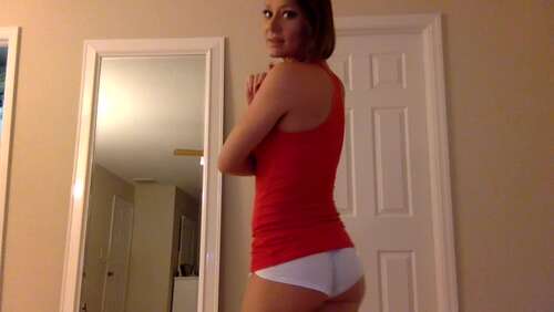 LauranVickers – Soccer Mom 720p - Cover
