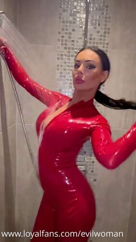 Evilwoman - See How Im Taking Shower In The Latex Catsuit 1080p - Cover