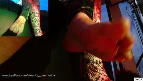 Goddess Amanita – Double View – Dangling Bare Feet And Wiggling Toes 720p - Cover