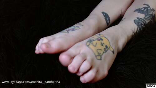 Goddess Amanita – Mesmerizing Feet And Black Fur Blanket 720p - Cover