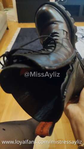 Mistress Ayliz - Feetworship 7 1280p - Cover