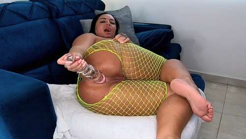 Monicasanthiagoxxx – A Huge Dildo Of Glass Rolling My Ass 720p - Cover