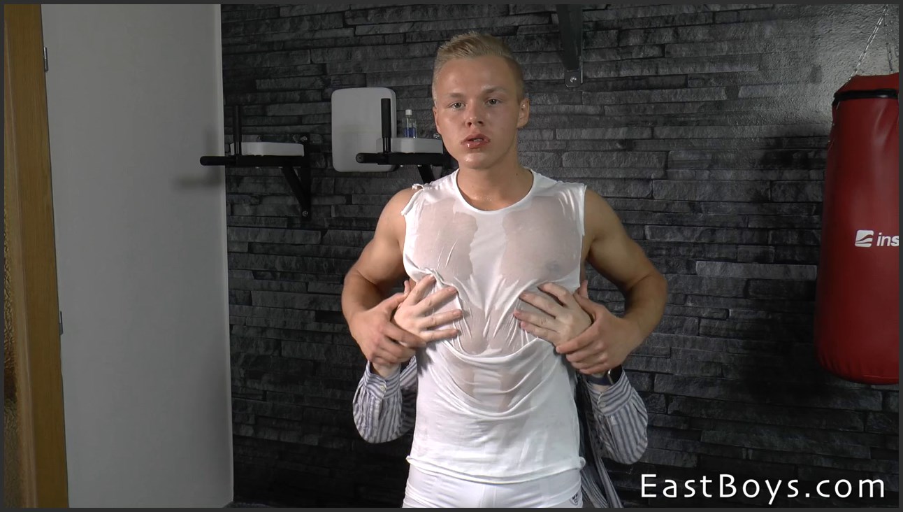 [Eastboys.com] Part One - Flexing - Muscle Worship - Pissing - Peter Homely [720p]
