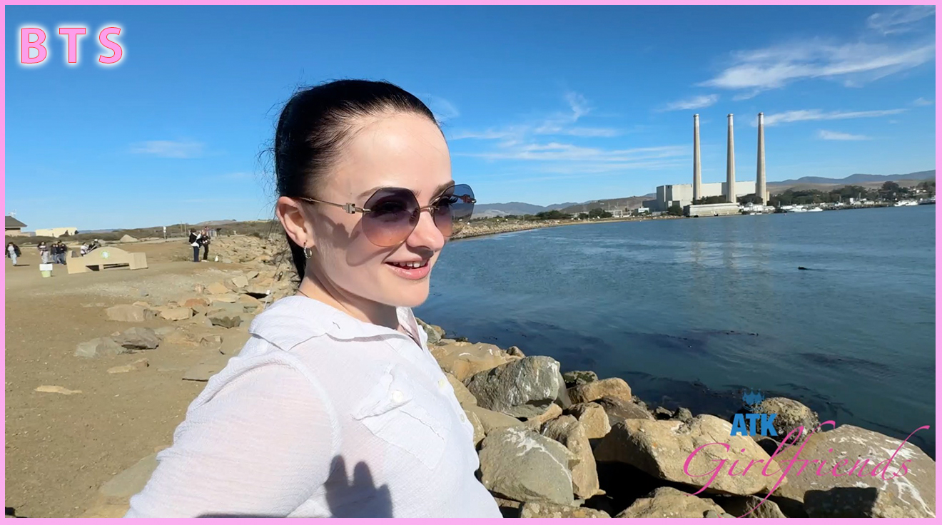 ATK Girlfriends - Best Of 2017 [1080p]