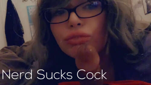 Lexxiblakk – Nerd Sucks Cock POV 1080p - Cover