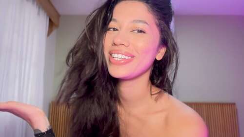 Jessica Alvarez – Meet Jessica while she s doing her makeup 1080p - Cover