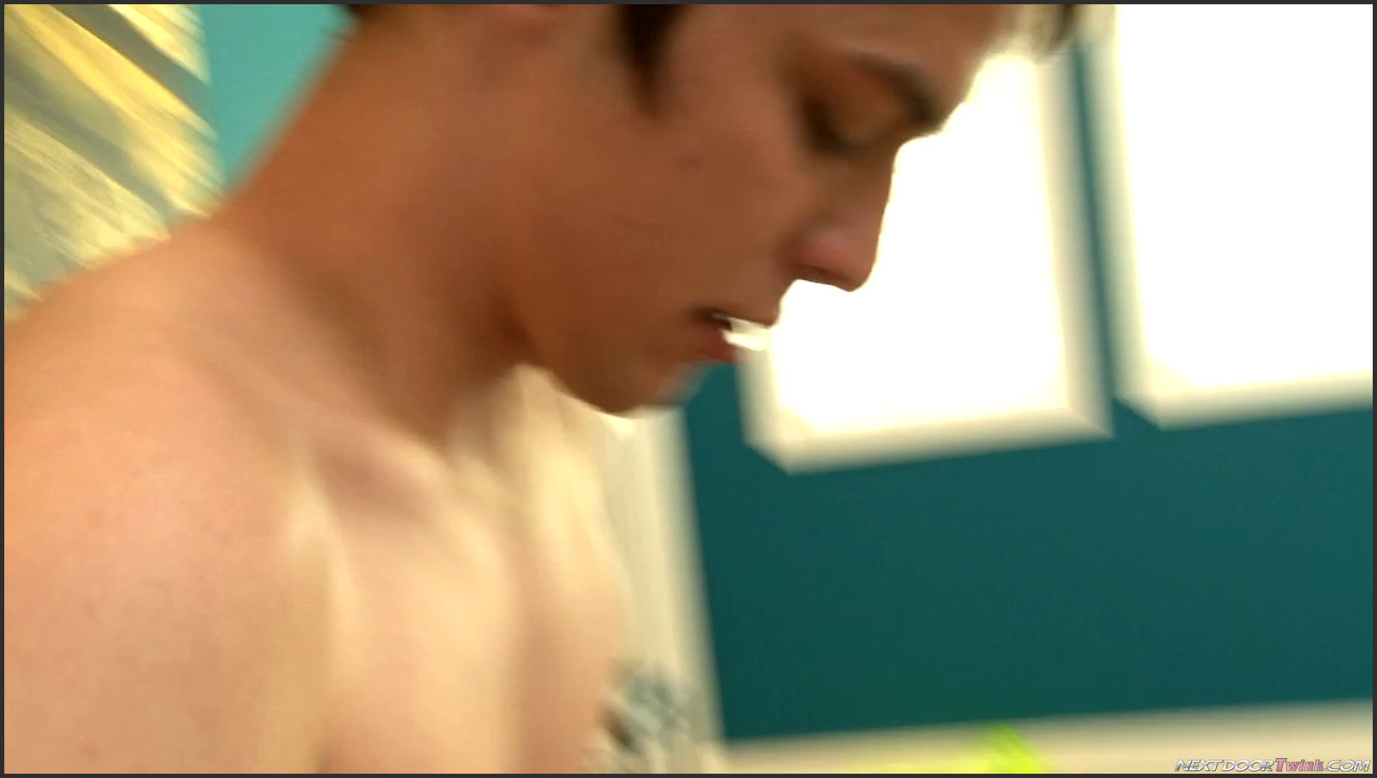 [NextDoorTwink.com] Jack Club (Joey Hard, Matthew Keading, Ashton Rush) [1080p]