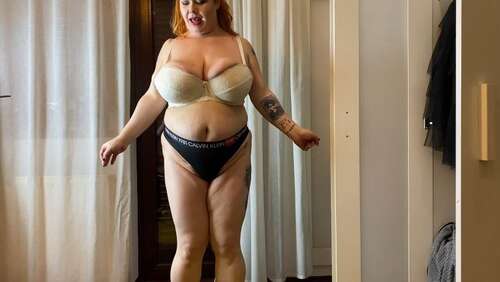 RoxanneMiller – Daddy helps me choose a bra bimbo 1080p - Cover