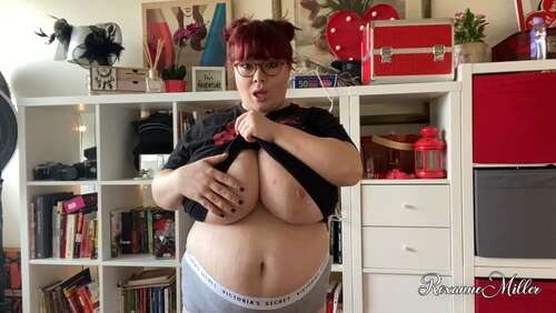 RoxanneMiller – Shy nerd plays with boobs 1080p - Cover