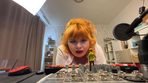 RoxanneMiller – Sexy Giantess Podcaster 1080p - Cover