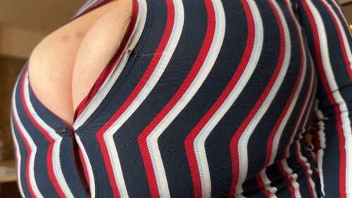 RoxanneMiller – No button can stand my tits power 1080p - Cover