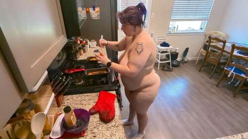 VioletWanderer – Strip Baking 1080p - Cover