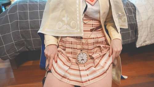 secretnoel – Amelia is no match for this toy 2160p - Cover