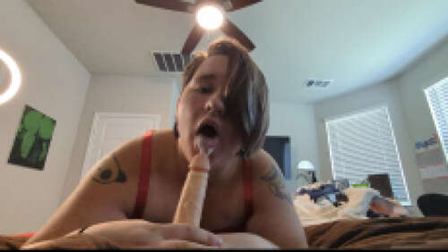 VioletWanderer – Self conscious Mommy Sucks your cock POV 2160p - Cover